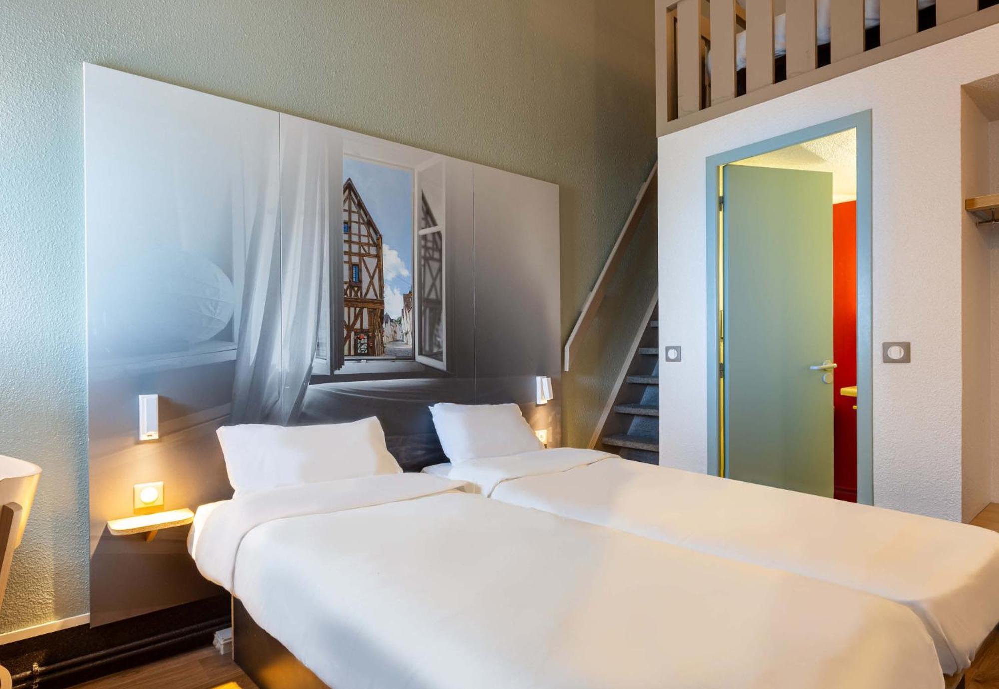 Chartres Le Forum Hotel