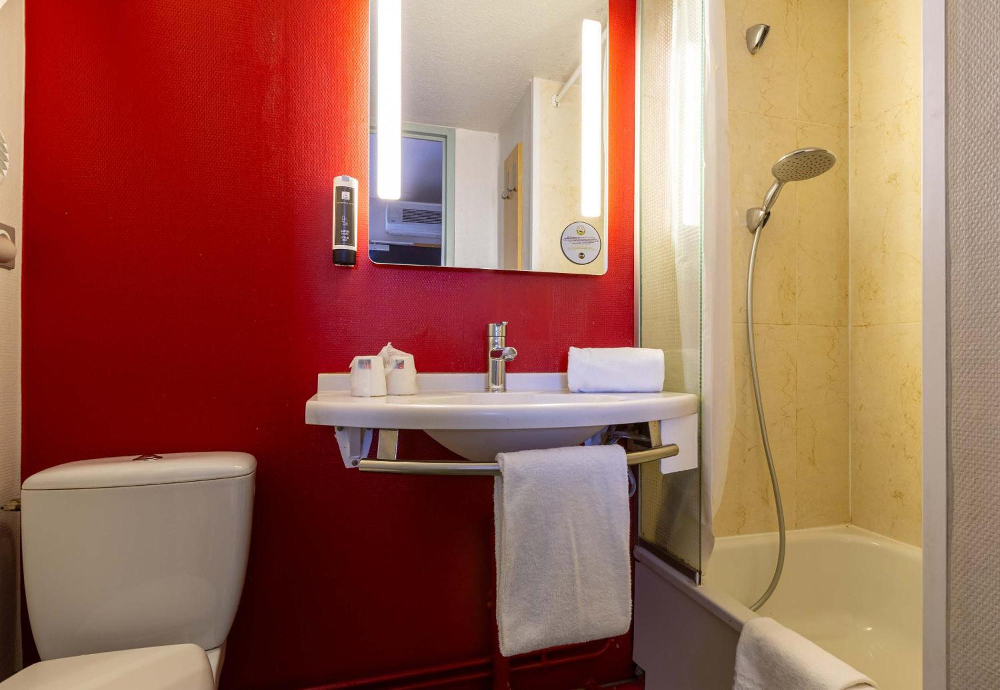 Chartres Le Forum Hotel