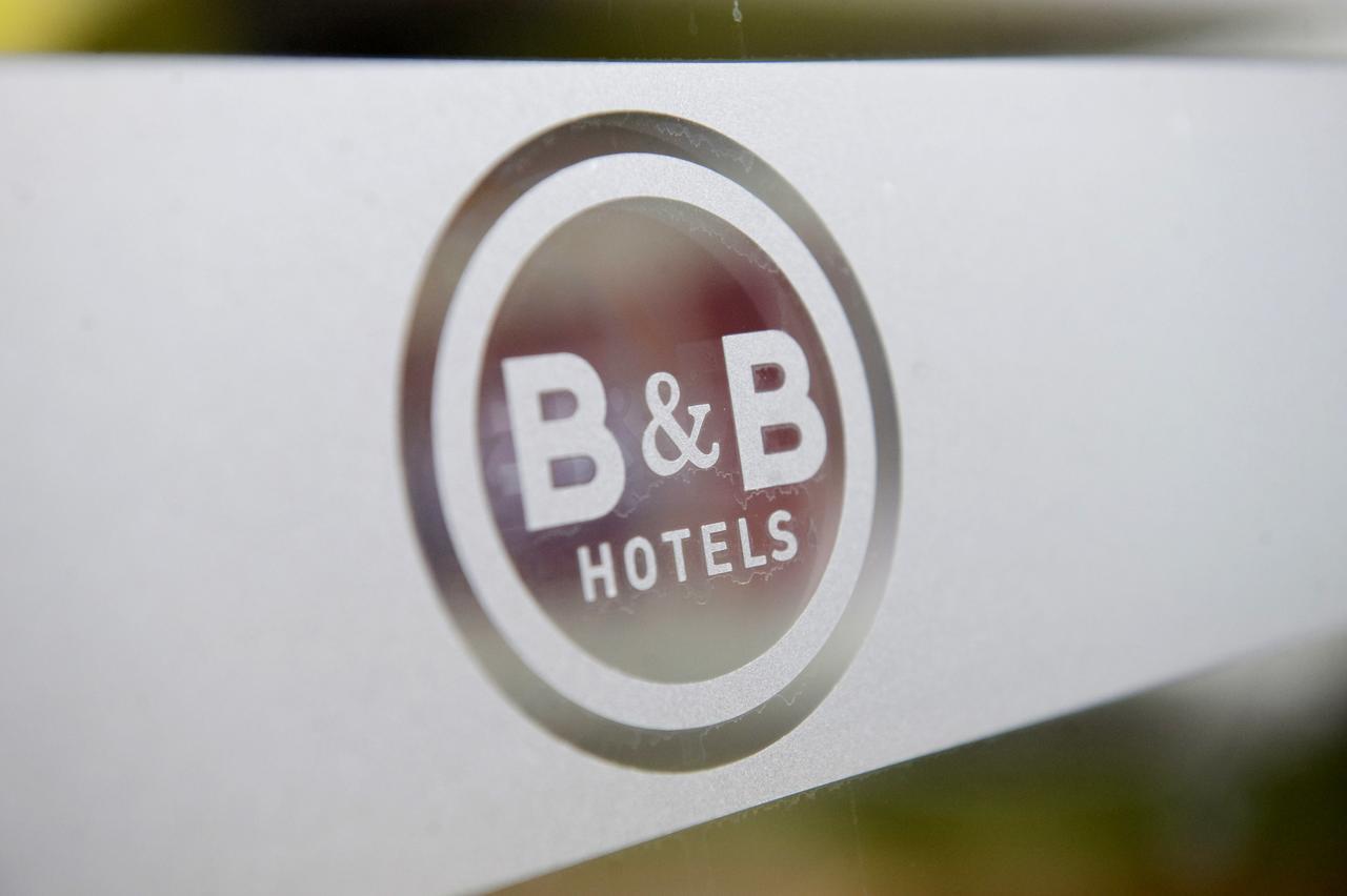 Hotel Chartres Le Forum 2*
